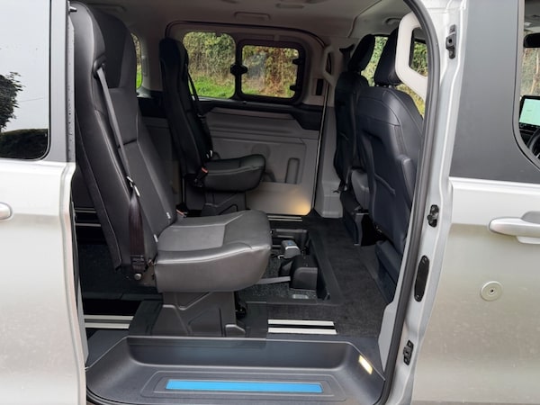 Used Ford Tourneo Custom 2025 for sale - 76255830: Photo 12
