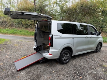 Used Ford Tourneo Custom 2025 for sale - 76255830: Photo