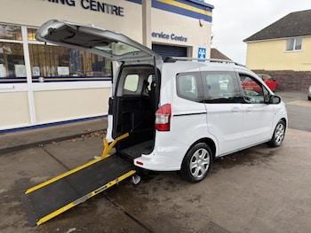 Used Ford Tourneo Courier 2020 for sale - 77061470: Photo
