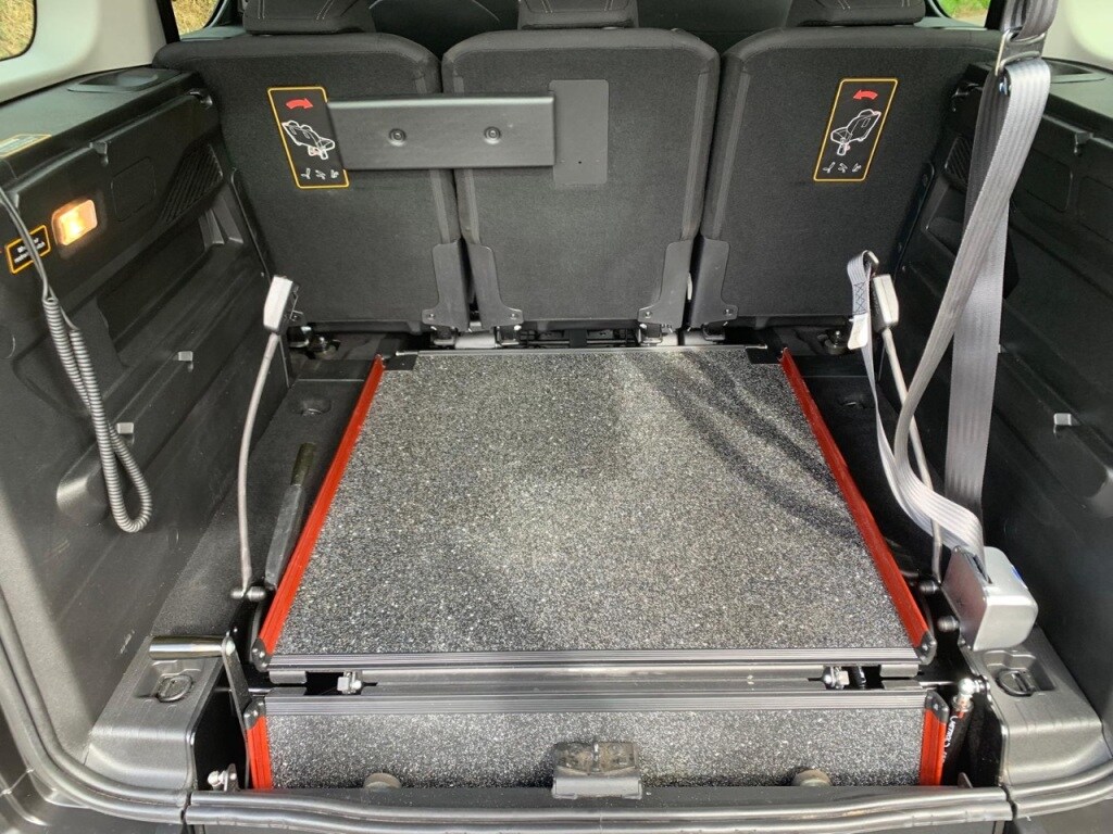 Used Peugeot Rifter 2024 for sale - 75936079: Photo 15