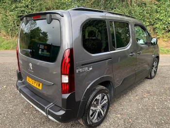 Used Peugeot Rifter 2024 for sale - 75936079: Photo