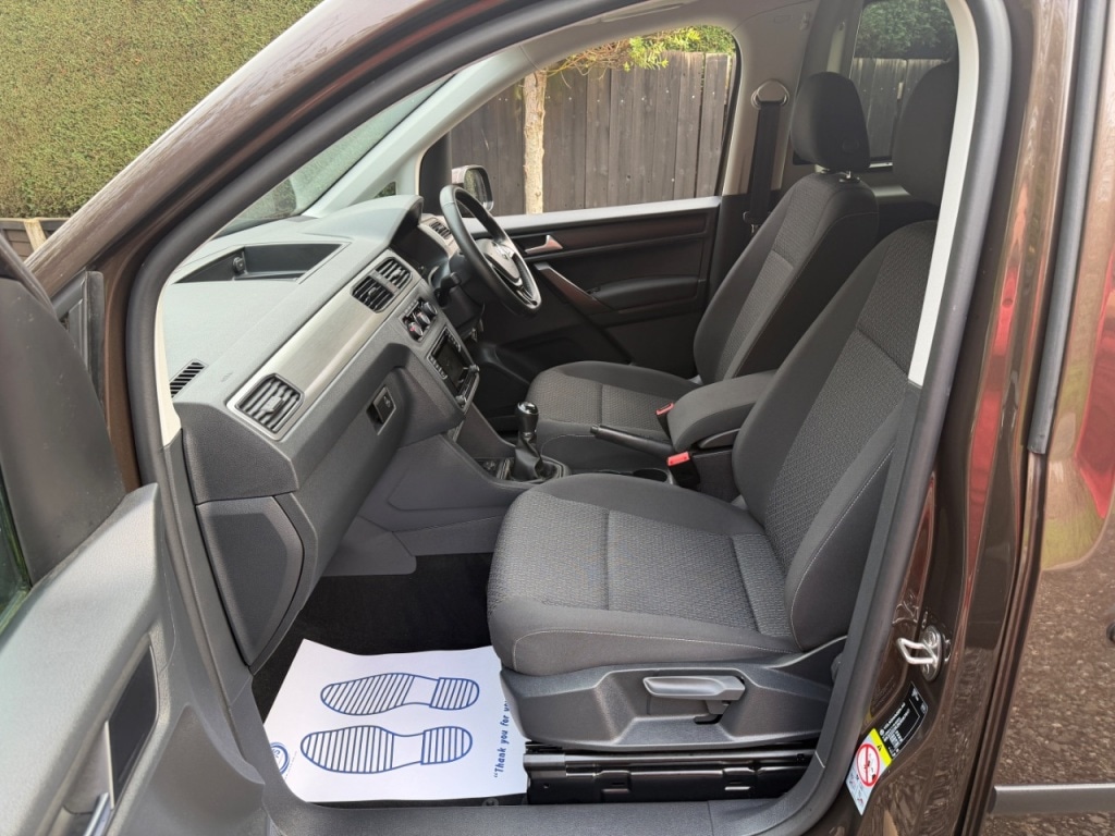 Used Volkswagen Caddy Maxi Life 2019 for sale - 76481244: Photo 14