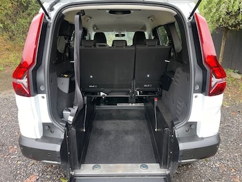 Used Dacia Jogger 2023 for sale - 76625553: Photo