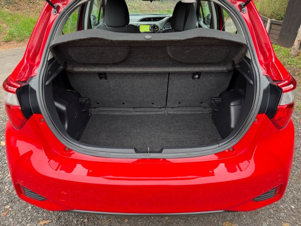 Used Toyota Yaris 2020 for sale - 76222959: Photo 10
