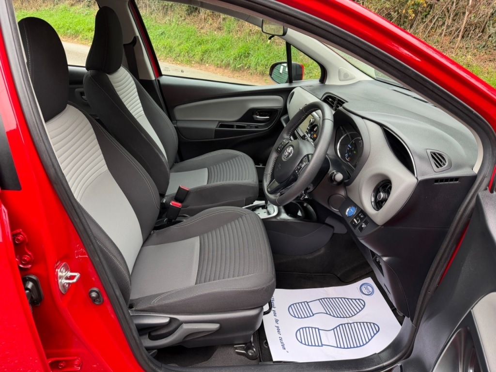 Used Toyota Yaris 2020 for sale - 76222959: Photo 5