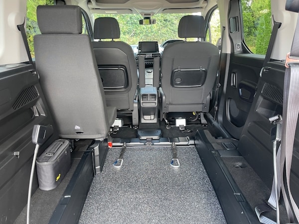 Used Peugeot Rifter 2023 for sale - 74884004: Photo 3