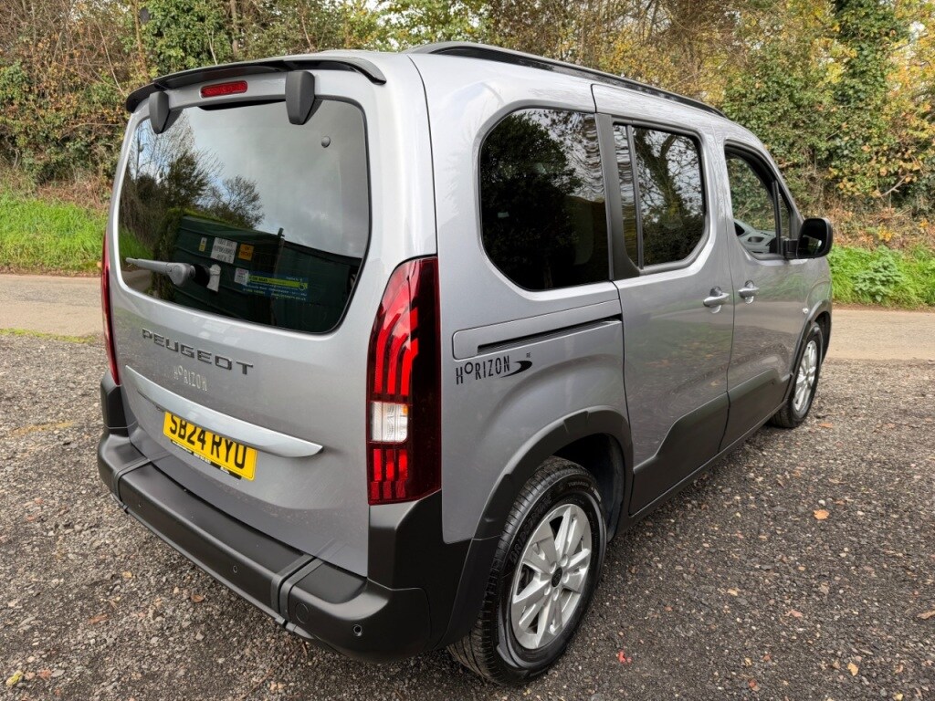 Used Peugeot Rifter 2024 for sale - 77931488: Photo 11