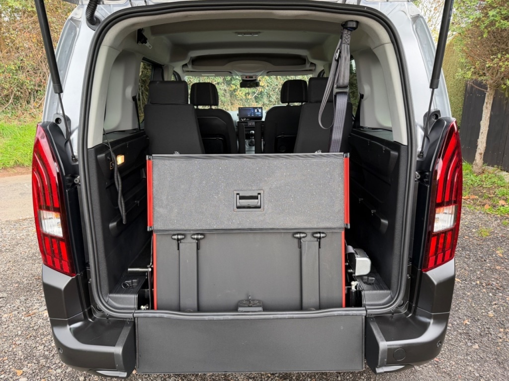 Used Peugeot Rifter 2024 for sale - 77931488: Photo 5