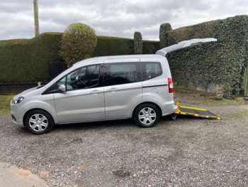 Used Ford Tourneo Courier 2020 for sale - 74301104: Photo