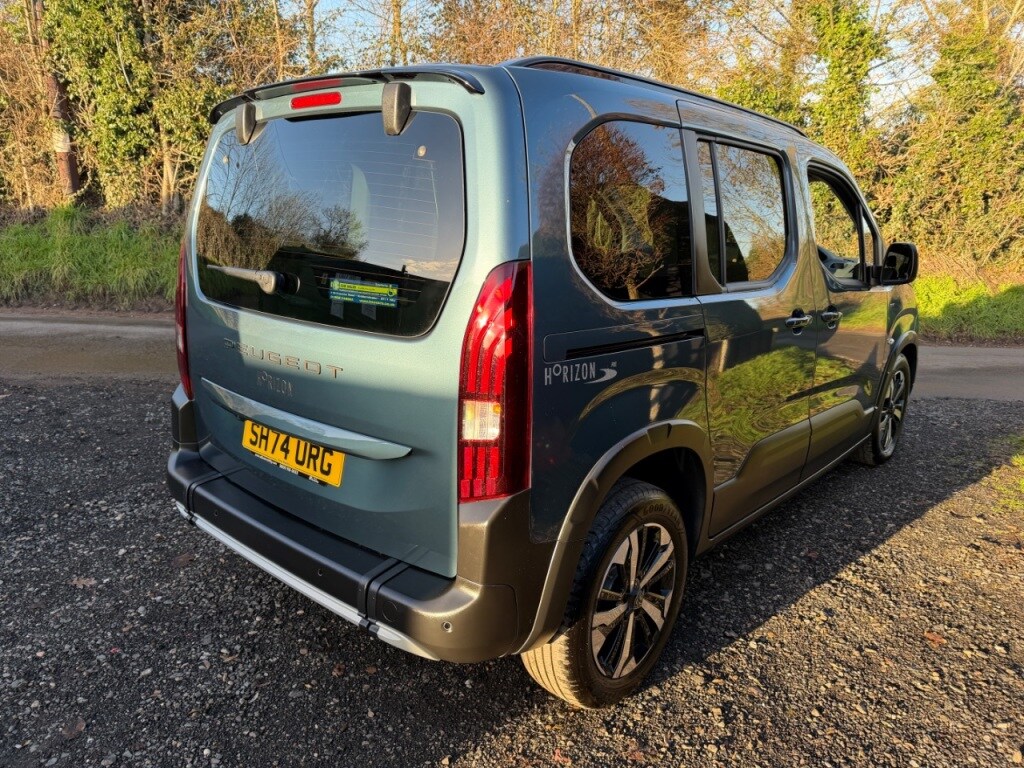 Used Peugeot Rifter 2024 for sale - 77034404: Photo 11