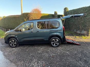 Used Peugeot Rifter 2024 for sale - 77034404: Photo