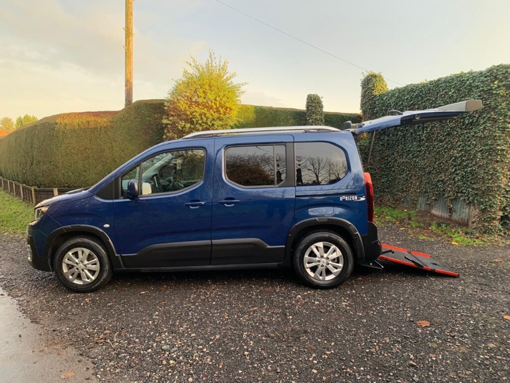 Used Peugeot Rifter 2021 for sale - 76819836: Photo 14