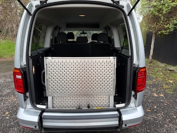 Used Volkswagen Caddy Maxi Life 2021 for sale - 76697977: Photo