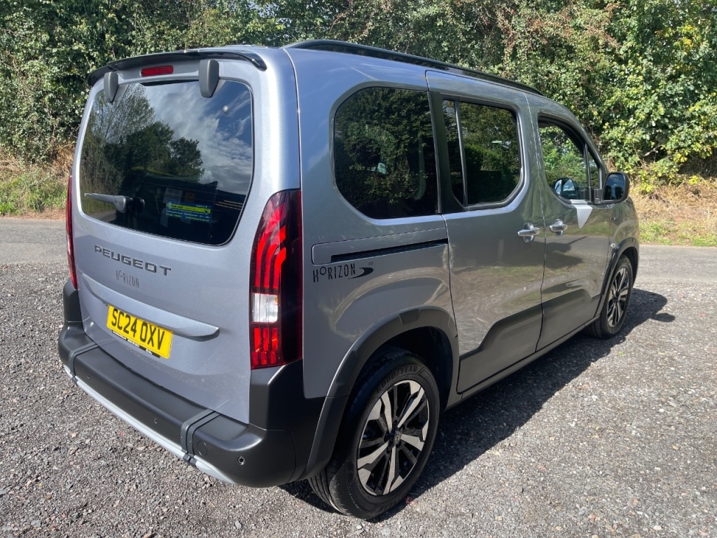 Used Peugeot Rifter 2024 for sale - 78190844: Photo 10