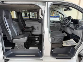 Used Ford Tourneo Custom 2025 for sale - 79785739: Photo