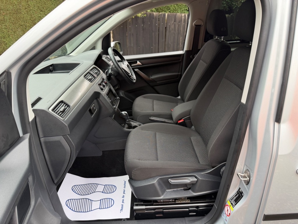 Used Volkswagen Caddy Maxi Life 2021 for sale - 78190828: Photo 9