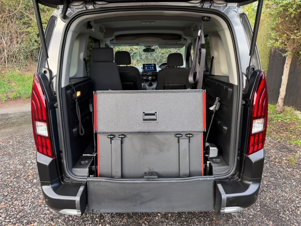 Used Peugeot Rifter 2020 for sale - 76322782: Photo 5