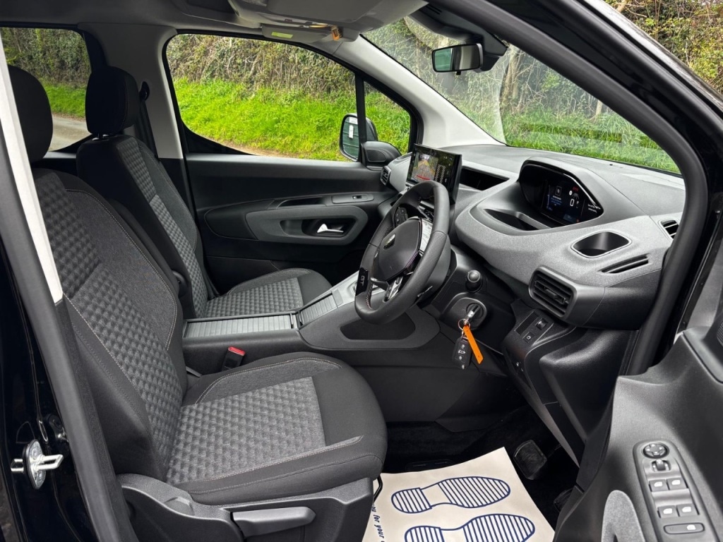 Used Peugeot Rifter 2025 for sale - 78090867: Photo 4