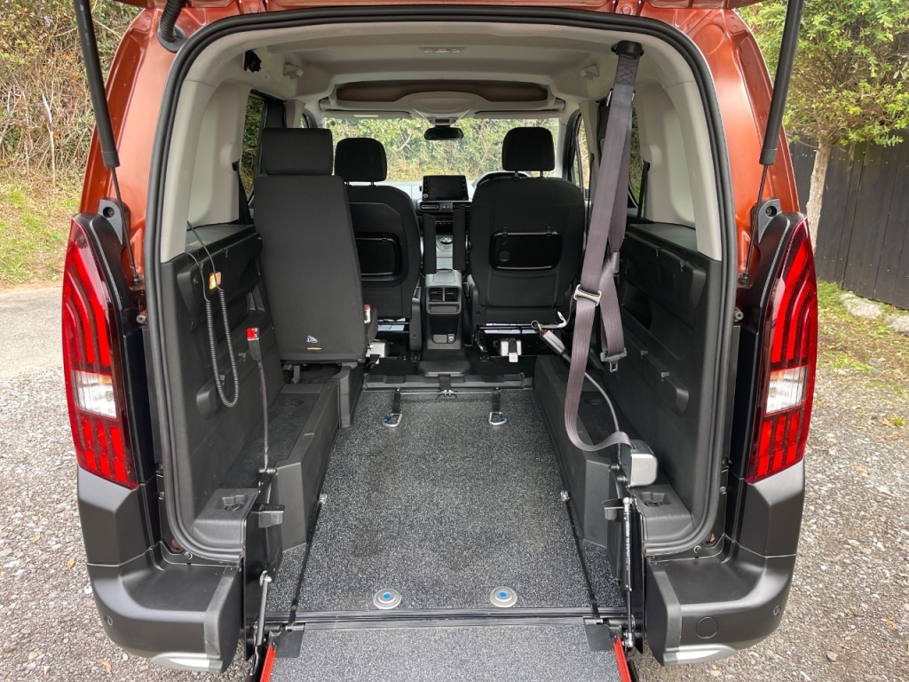 Used Peugeot Rifter 2021 for sale - 77990251: Photo 2