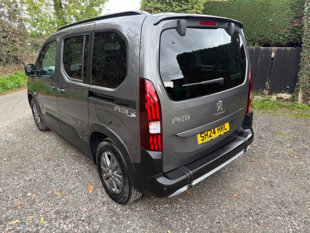 Used Peugeot Rifter 2024 for sale - 78190841: Photo 6