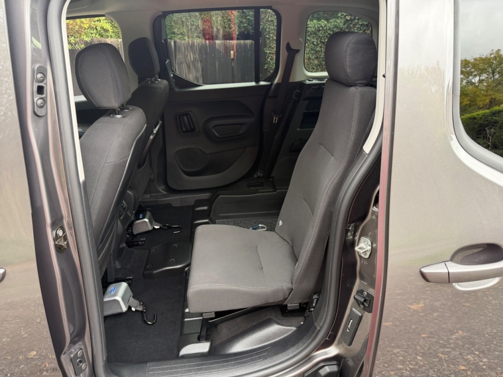 Used Peugeot Rifter 2024 for sale - 78190841: Photo 7