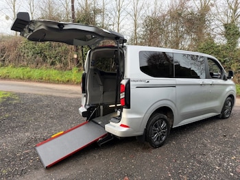 Ford Tourneo Custom feature image