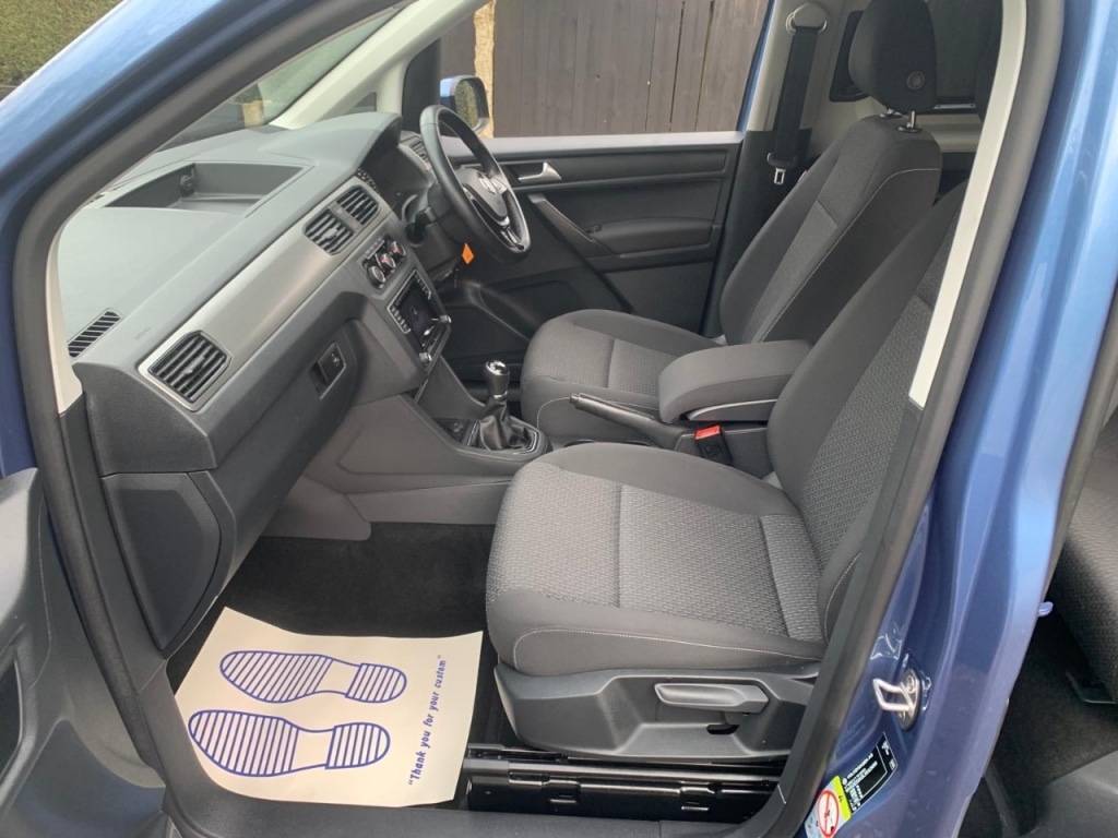 Used Volkswagen Caddy Maxi Life 2019 for sale - 76345090: Photo 5