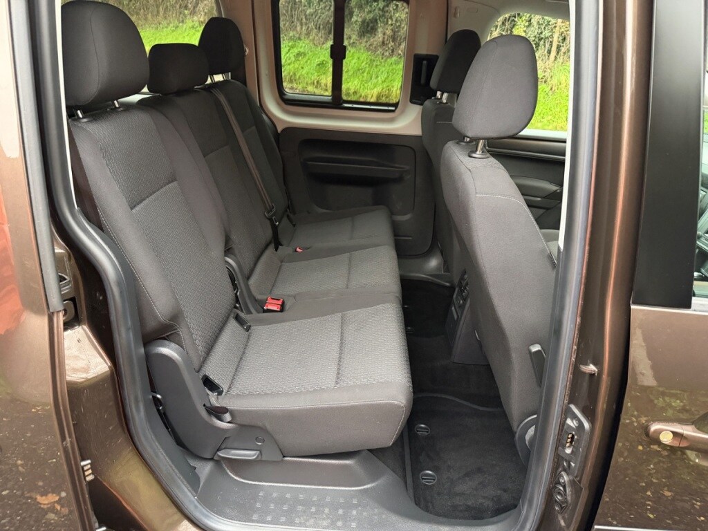 Used Volkswagen Caddy Maxi Life 2021 for sale - 76739725: Photo 12