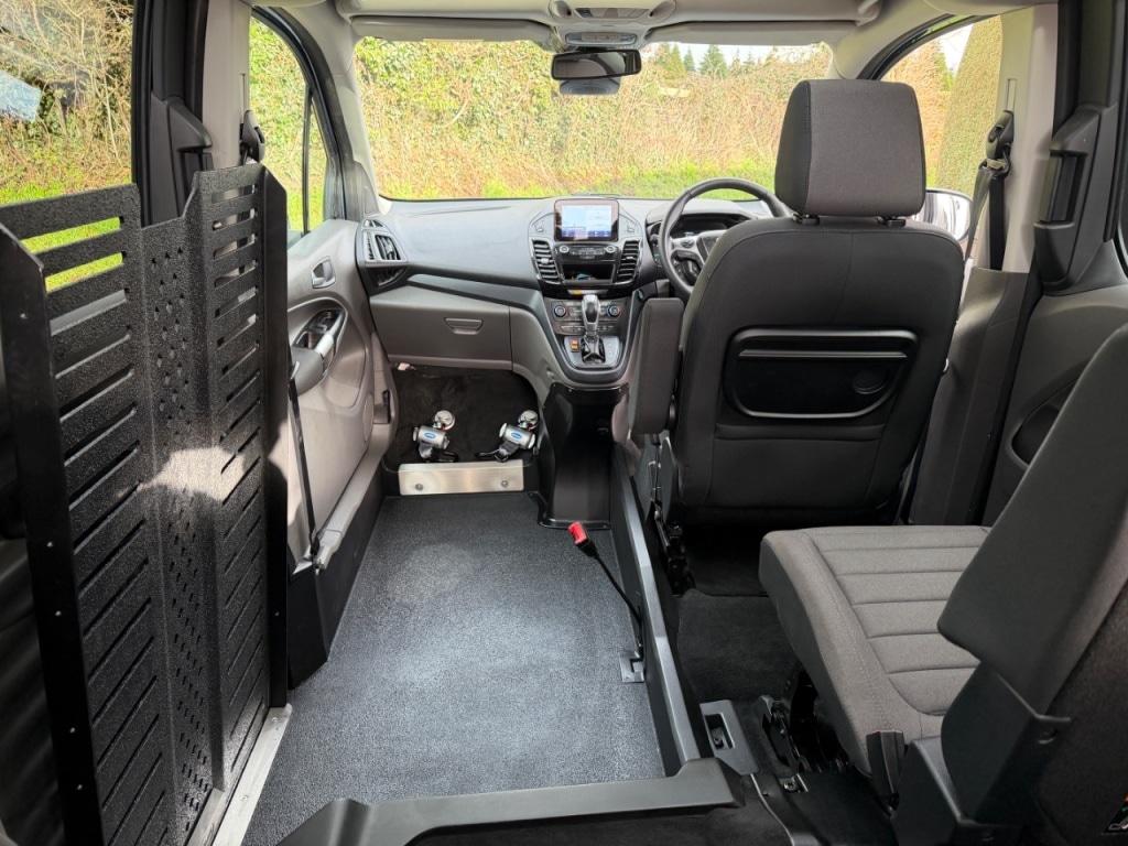 Used Ford Grand Tourneo Connect 2022 for sale - 77355008: Photo 11