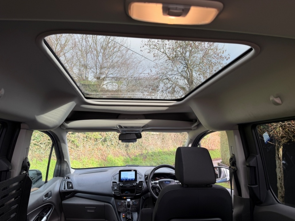 Used Ford Grand Tourneo Connect 2022 for sale - 77355008: Photo 12