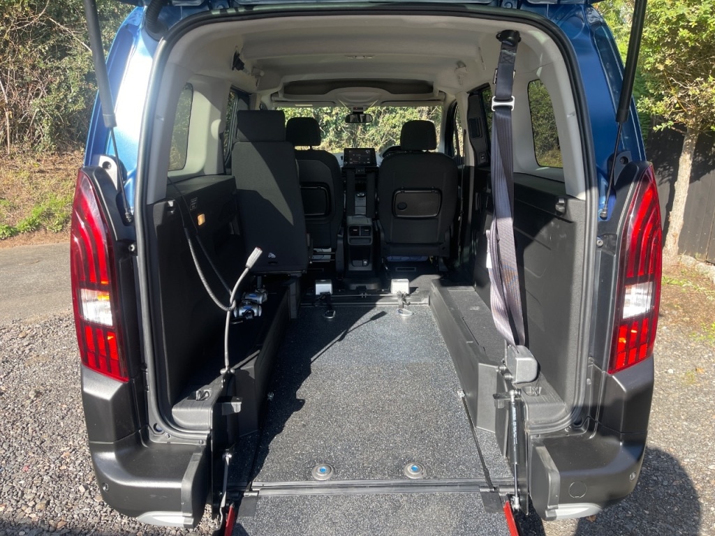 Used Peugeot Rifter 2022 for sale - 77931510: Photo 2