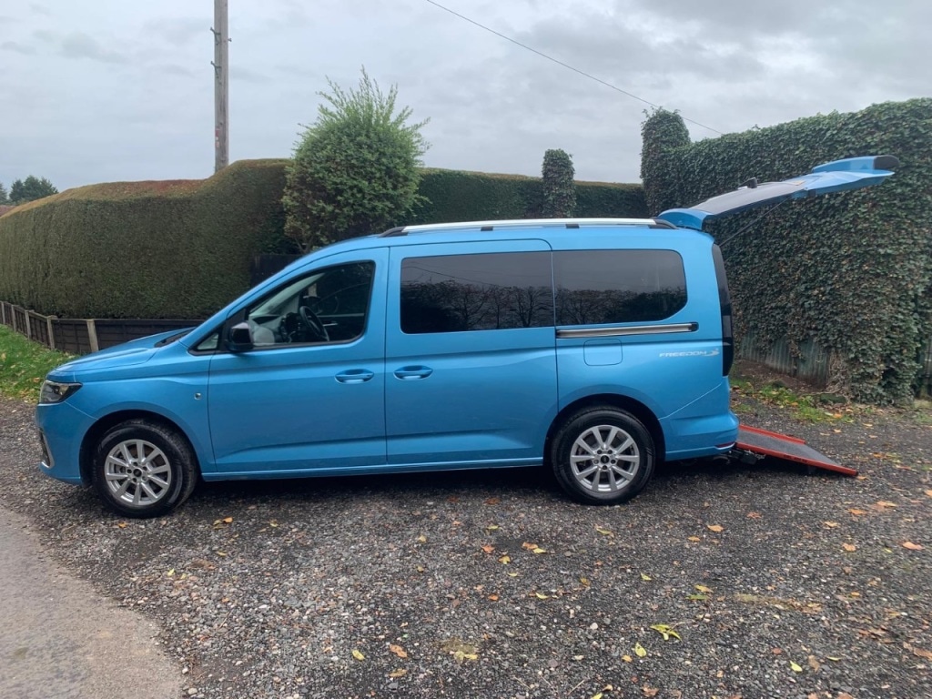 Used Ford Tourneo Connect 2024 for sale - 76385561: Photo 13