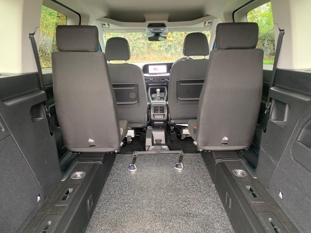 Used Ford Tourneo Connect 2024 for sale - 76385561: Photo 2