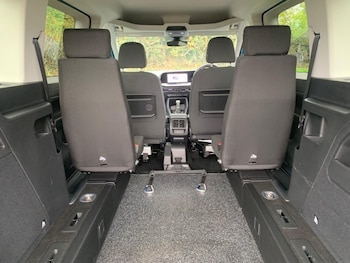 Used Ford Tourneo Connect 2024 for sale - 76385561: Photo