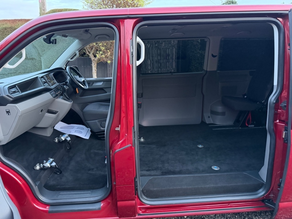 Used Volkswagen Transporter 2022 for sale - 76858998: Photo 11