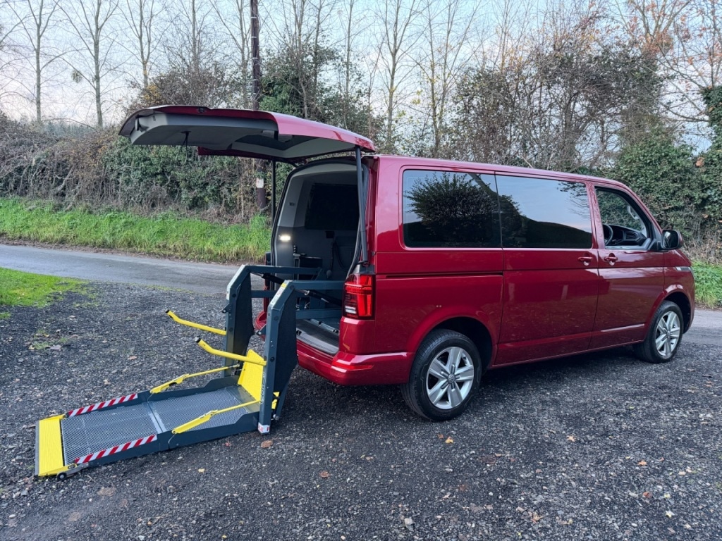 Used Volkswagen Transporter 2022 for sale - 76858998: Photo 2