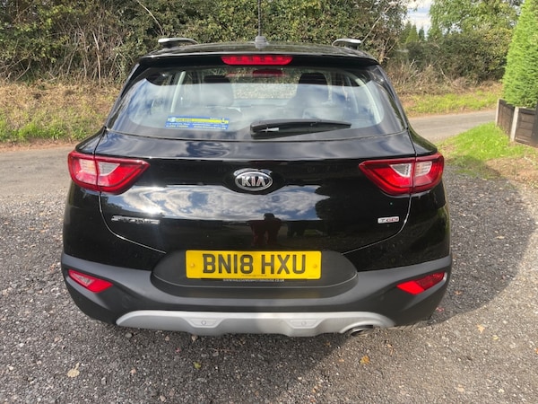 Used Kia Stonic 2018 for sale - 76028834: Photo 6