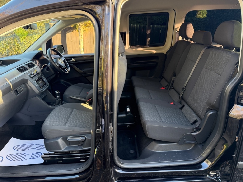 Used Volkswagen Caddy Maxi Life 2021 for sale - 77931499: Photo 9