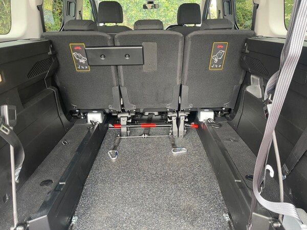 Used Peugeot Rifter 2024 for sale - 75134787: Photo 4