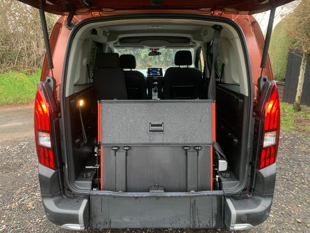 Used Peugeot Rifter 2021 for sale - 77607987: Photo 11