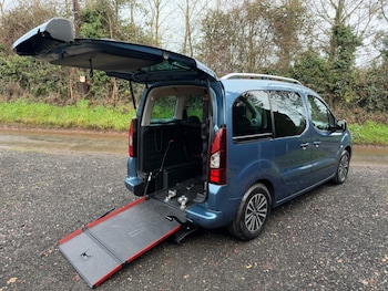 Used Peugeot Partner Tepee 2017 for sale - 76961740: Photo