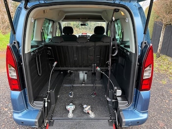 Used Peugeot Partner Tepee 2017 for sale - 76961740: Photo