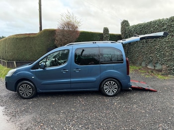 Used Peugeot Partner Tepee 2017 for sale - 76961740: Photo