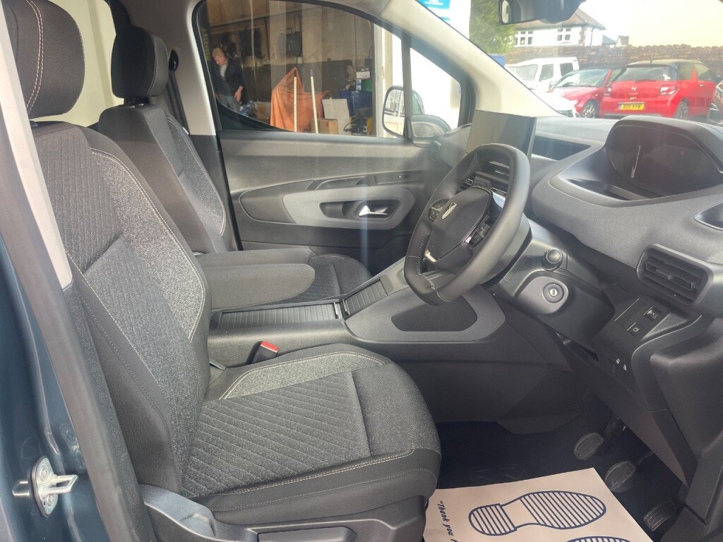 Used Peugeot Rifter 2025 for sale - 76068202: Photo 5