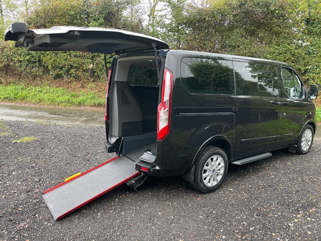Used Ford Tourneo Custom 2020 for sale - 76132018: Photo 1