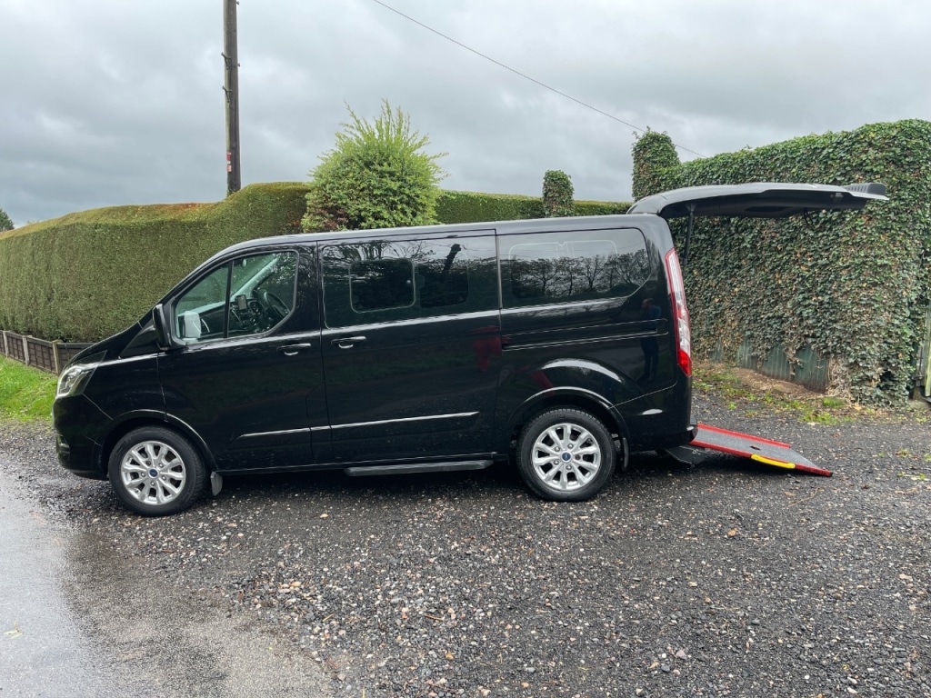 Used Ford Tourneo Custom 2020 for sale - 76132018: Photo 4
