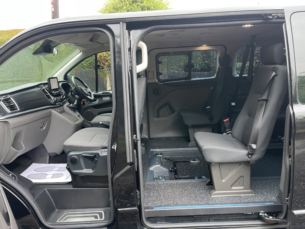 Used Ford Tourneo Custom 2020 for sale - 76132018: Photo 8
