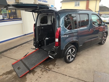 Peugeot Rifter feature image