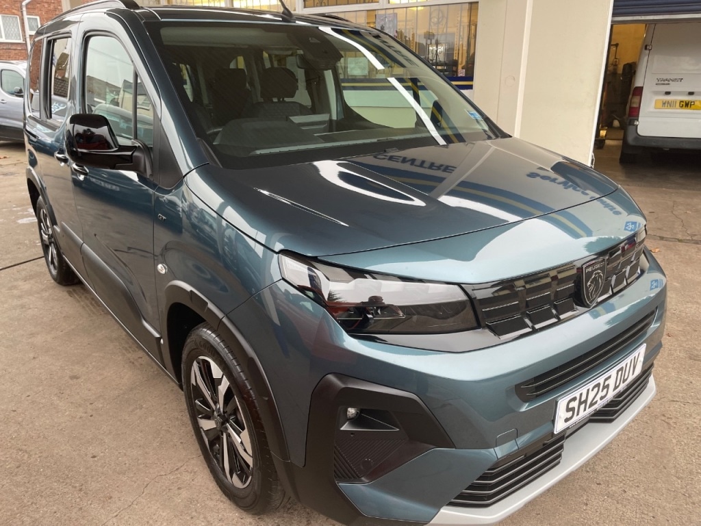 Used Peugeot Rifter 2025 for sale - 77034353: Photo 4