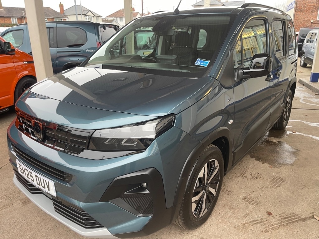 Used Peugeot Rifter 2025 for sale - 77034353: Photo 8